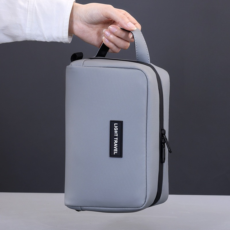 حقيبة مكياج محمولة مقاومة للما - مراجعة Mens Grooming Kit Bag وسعره